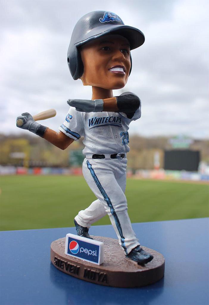 StevenMoya_67's tweet photo. My own bobble head! My mom is going to love this! Thanks @wmwhitecaps @MiLB http://t.co/HTQE7MaPkU