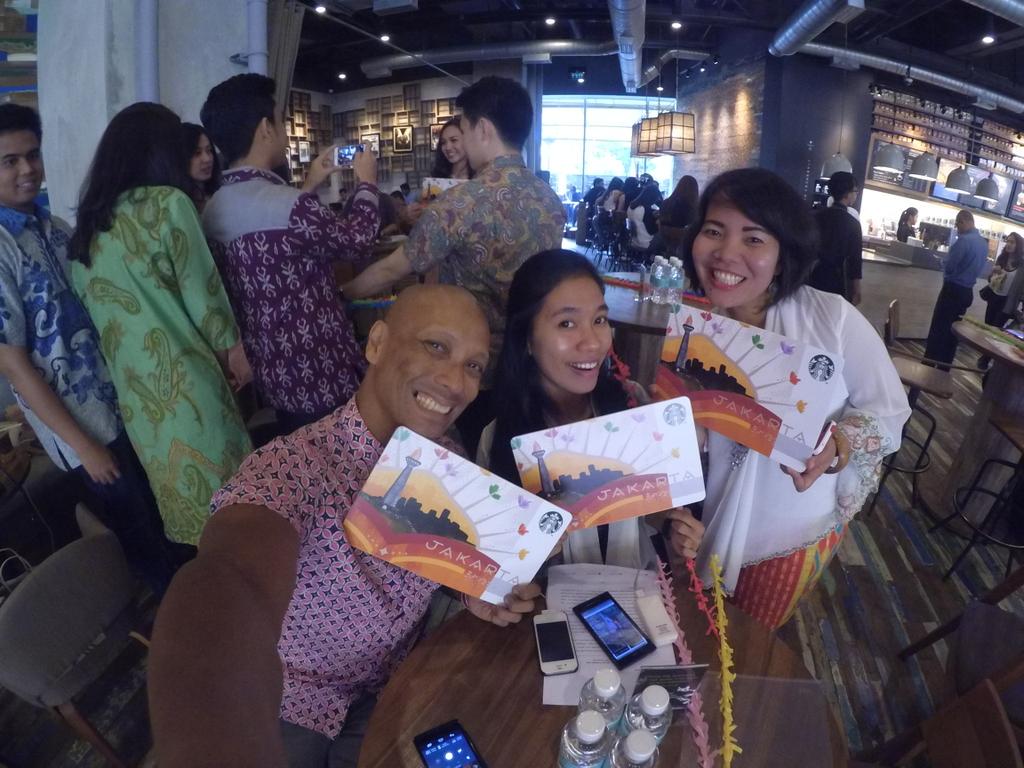 Tweetacit's tweet photo. @SbuxIndonesia Celebrating Jakarta's 488 anniversary with uniquely designed Jakarta Starbucks Card #SbuxJakarte http://t.co/n4NhxBBMoL
