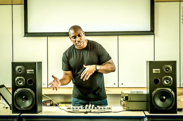 thepeterplace's tweet photo. Great Music week starts @eastburyprimary with @djcolinfrancis  Eastbury Comp, Ray Clark http://t.co/aW02pQ2qWu