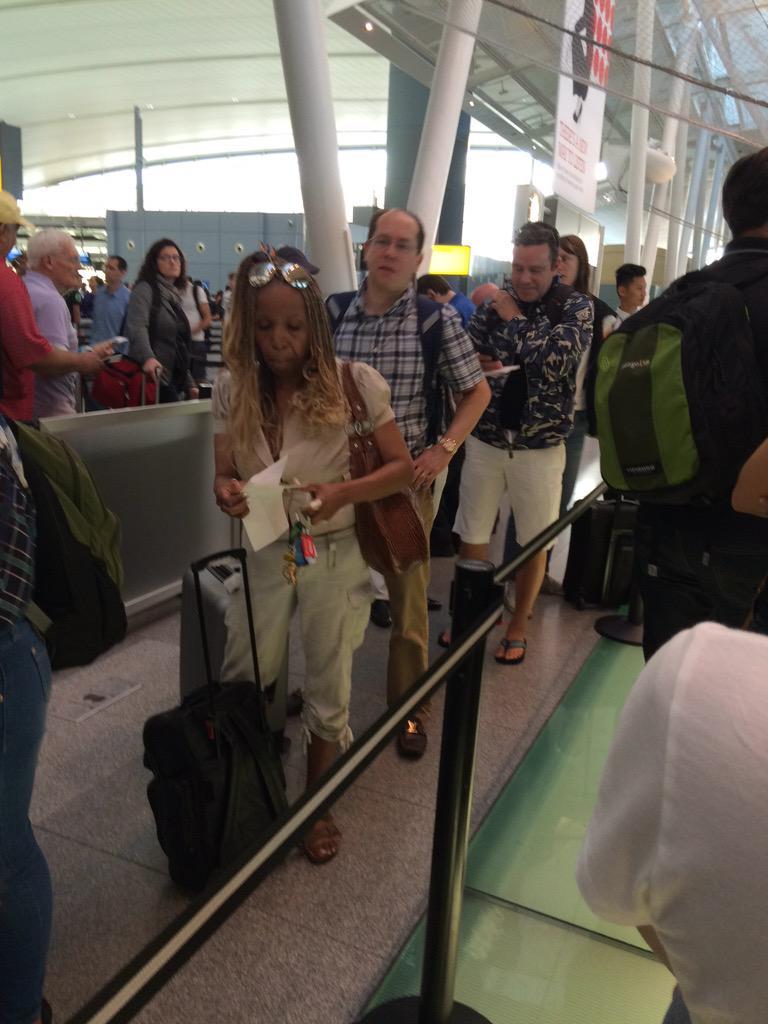 Cassin75's tweet image. JFK getting packed.....on a Tuesday #nightmarefuel #adtechnomad