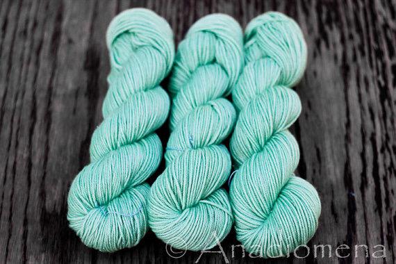 AnadiomenasNews's tweet photo. Sea Salt ~ GirlyFunDK ~ #etsy. #ColourAdventures #knitting #seasalt #girlyfunDK #sparkleyarn #shopupdate #stash #yarn http://t.co/AZlLg7RbqX