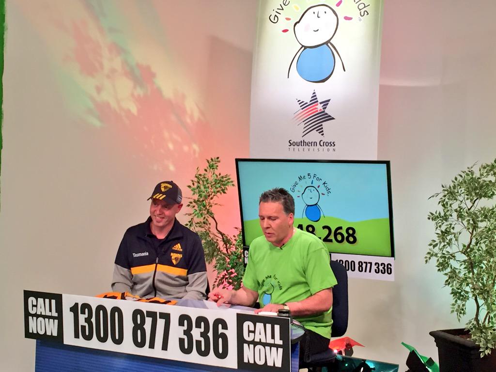 GM5FK's tweet photo. RT @Heart1073: @SXNewsTas Michael Maney with Dave Cox from The Hawks at @GM5FK Telethon 2015 http://t.co/EH1DGyxDlY