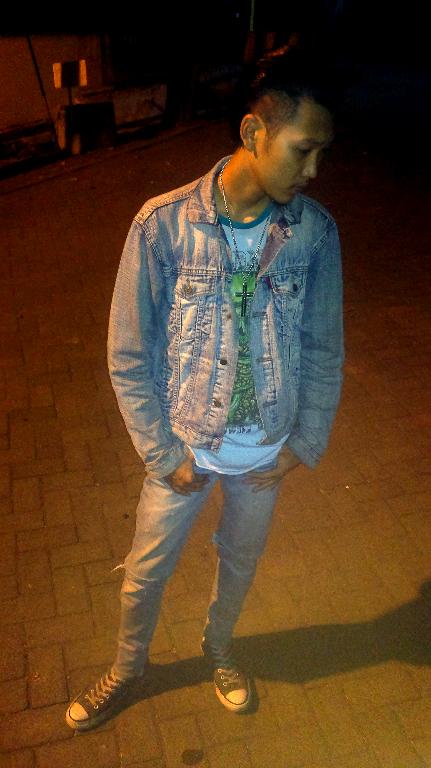 djnomod's tweet photo. New hair http://t.co/fLE7TJnnix