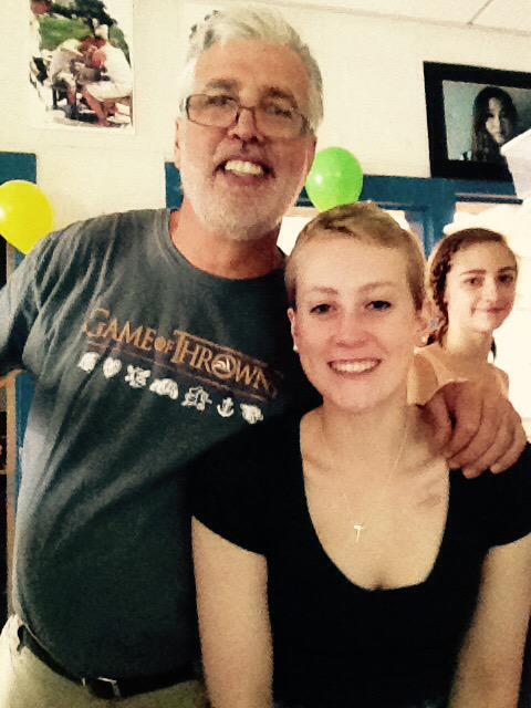 esmclayprobs's tweet photo. End of the year pics with V #gonnamissyouguys http://t.co/9FcZDc419v