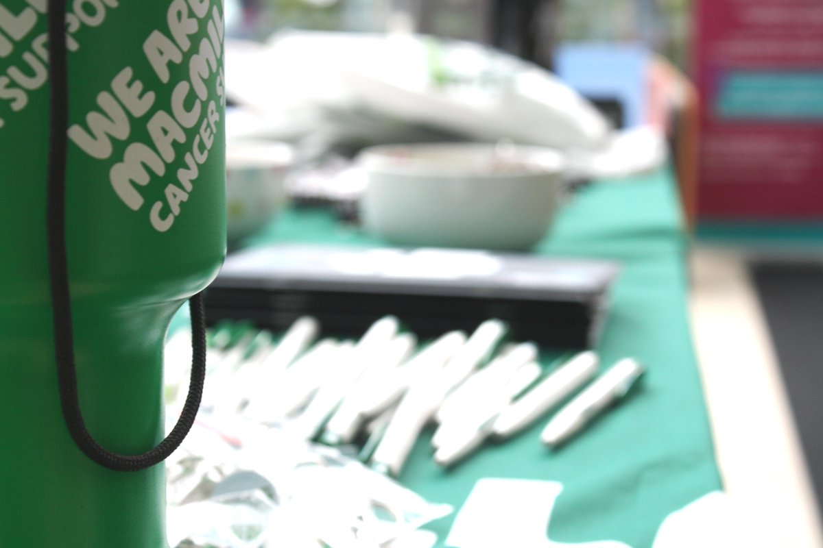PHU_NHS's tweet photo. Our Uro-oncology team are in the Atrium today giving advice &amp; raising money for @macmillancancer &amp; @ProstateUK http://t.co/JBy9J9hRqa