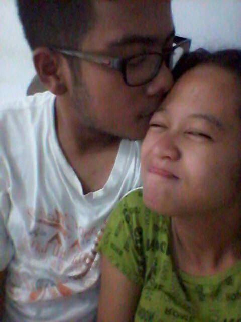 Stellamalia1's tweet photo. Makasih iya udah nemeni aku selama 2 tahun dan buat aku selalu nyaman deket kamu 💑👫 http://t.co/Se2B6h3tGL