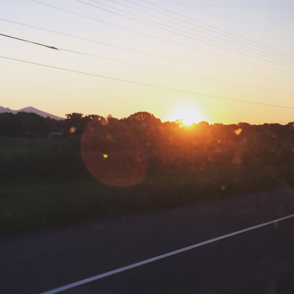 elconnexus's tweet image. #enduranceleaders team heading out of South Fork and ready to start day 4! #RAAM #leggo