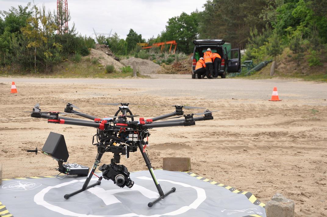 argusuav's tweet photo. Argus UAV kan uw bouwterrein met drones inscannen voor 3D modellen, volumemetingen en meer. https://t.co/7aAK79Qndm http://t.co/2oxPU0rnxn