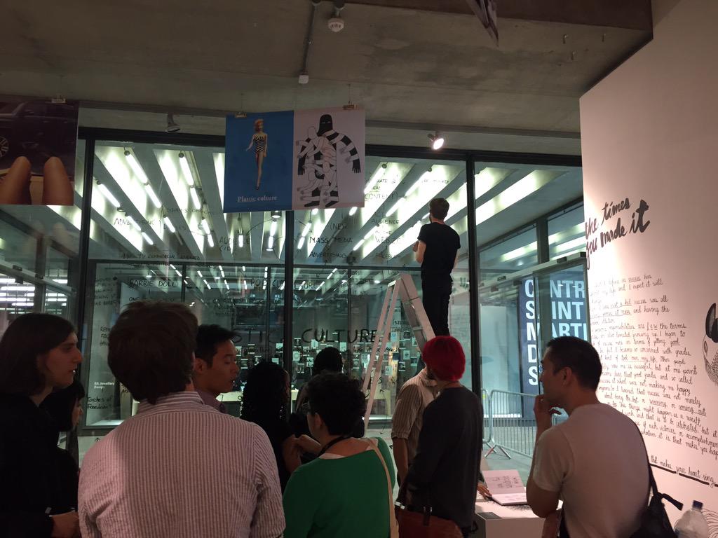 JakobShit's tweet photo. @ninofalanga people going crazy for that plastic culture. #CSMshows2015 http://t.co/ysfOKDb4yb
