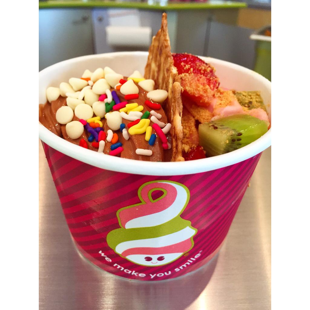 MenchiesAthens's tweet photo. We love mixing flavors but if that's not your thing, don't worry. Divide your flavors up with waffle walls! #froyo http://t.co/LkYMsh9pI8