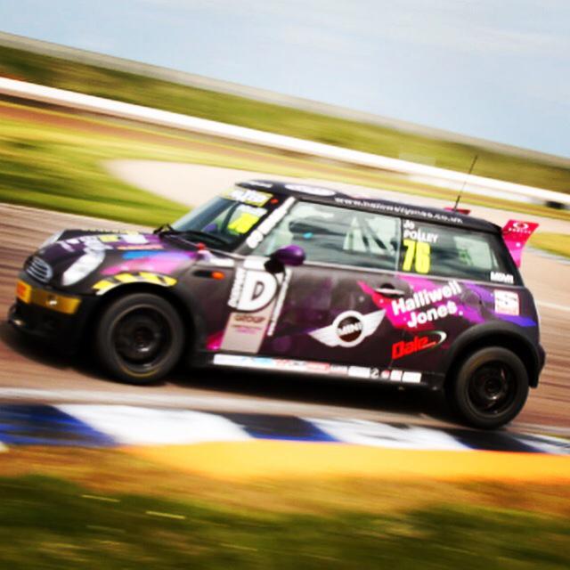 JoPolleyRacing's tweet photo. Nearly #MiniFestival time @Brands_Hatch for @PowerMaxedUK @MINIChallengeUK @DaleRacing221  who's going? 😃🚗🚗🚗💨 http://t.co/iOnaq8WY4M
