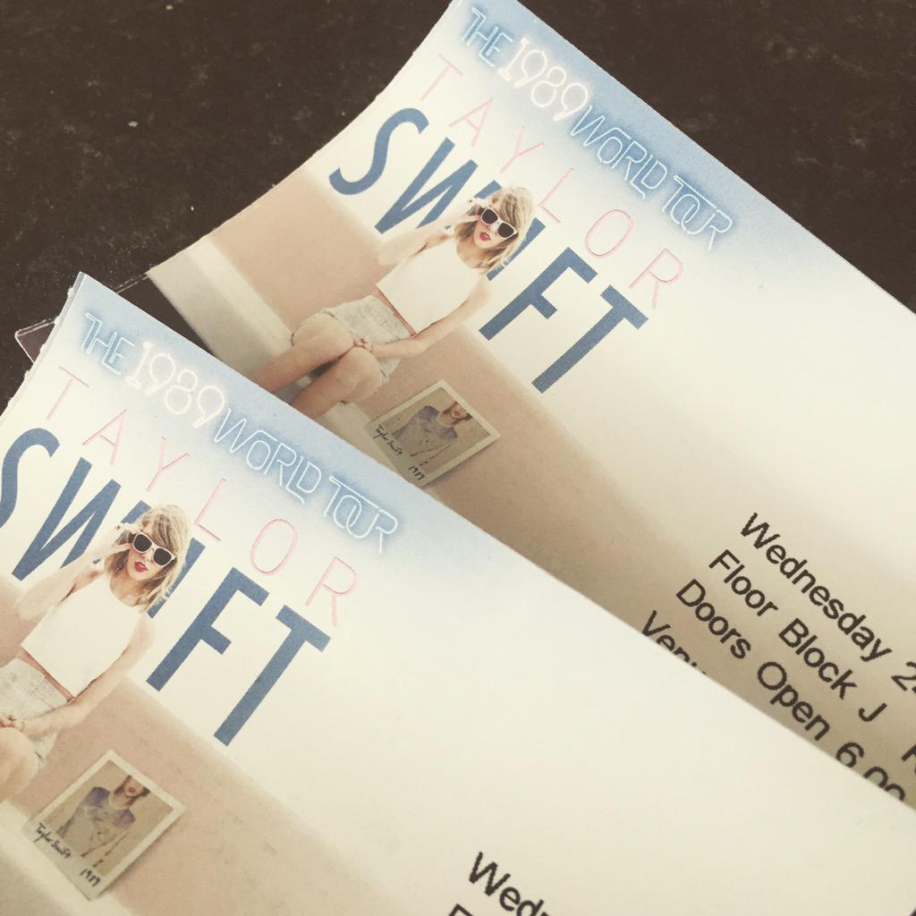 marissaalt's tweet photo. One more sleep! #taylorswift #1989tour #vancejoy @StevoOCallaghan http://t.co/lHS877sgtE