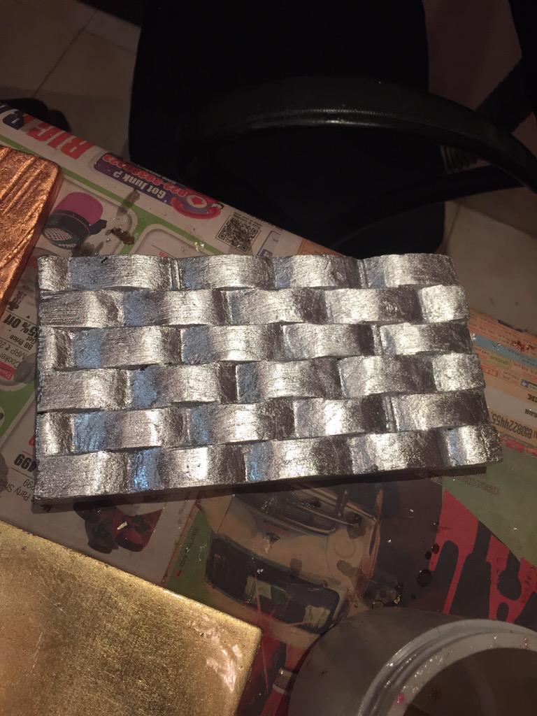 TheLeafingzone's tweet photo. Wooden carving sample piece of door #silverleafing #thesilvereafing #theleafingzone http://t.co/fCNHXDSqwY
