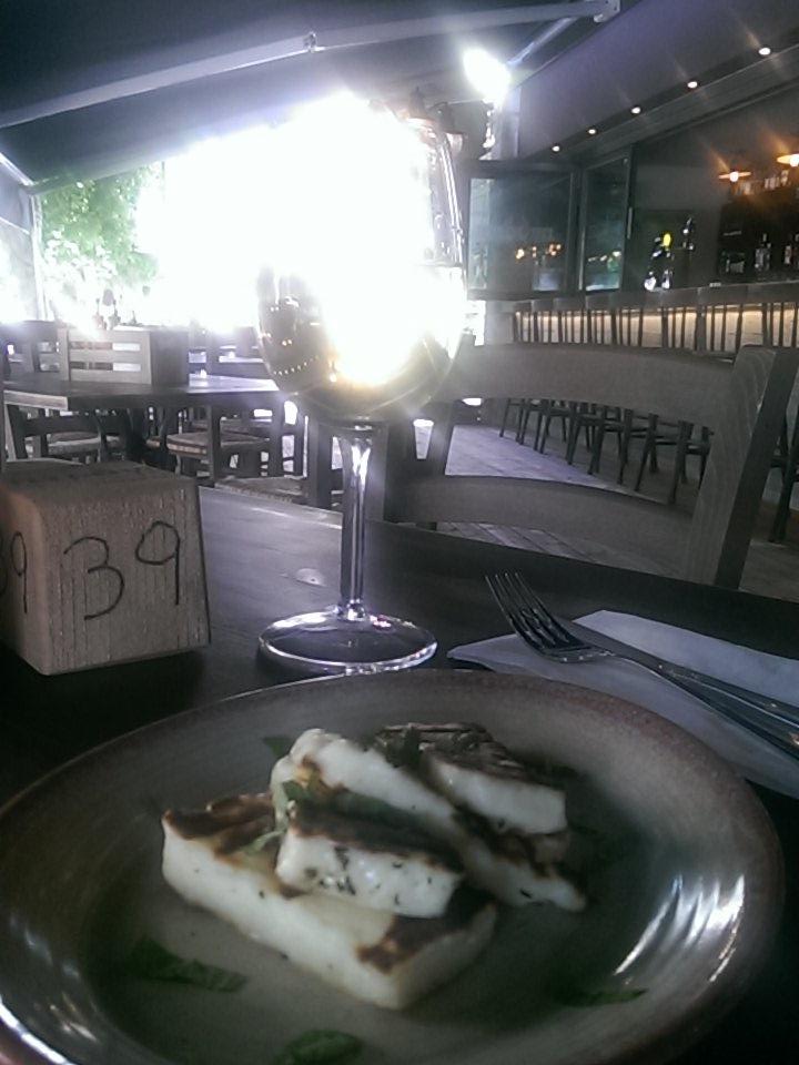 baobabs_sunrise's tweet image. Small island life #lunchtimeview with local island wine...#Piroga #Nicosia #delicious #youmusteathere