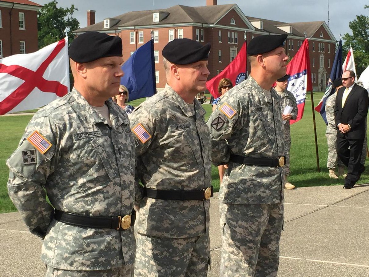 USAREC_CG's tweet photo. Saying farewell to #USAREC. I am so thankful for the opportunity to have been part of this incredible family! -MG B http://t.co/NP9RqCRr58