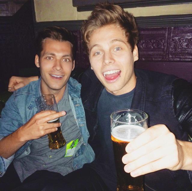 giovannadnc's tweet photo. Luke hemmings from 5sos, i love you
@Luke5SOS 
#MTVBattle5SOS http://t.co/s9uFaOdOzu