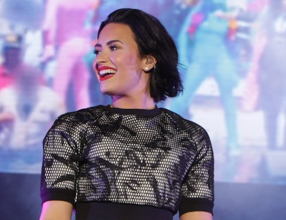 PopCrush's tweet photo. Some clues that a Demi Lovato single's coming to slay our whole lives: http://t.co/tNz3tvn2jX http://t.co/3MjhrwoAJ3