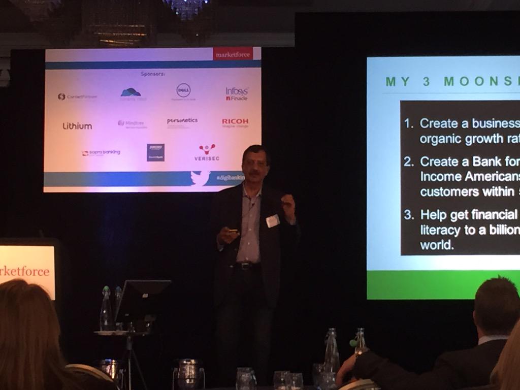 runesjohelle's tweet image. Jay Sidhu on #moonshot thinking: Small teams, not bigger than being able to share a pizza. #digibanking15