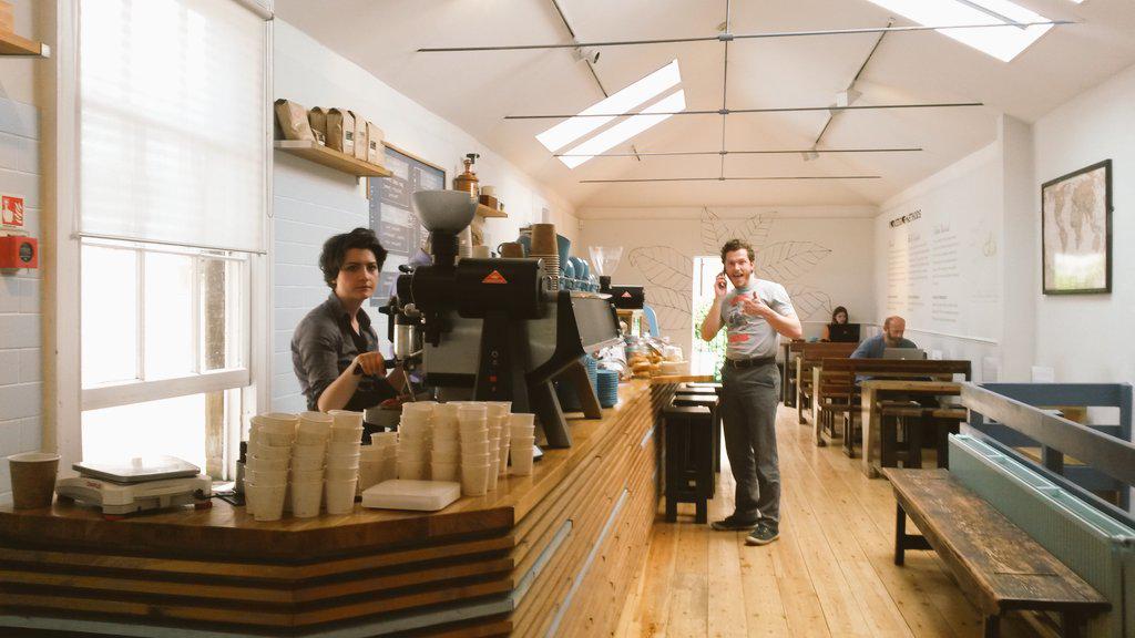 ammelendrez's tweet photo. Amazing coffees and even better folks @Colonna_Smalls @Sanremouk @Sanremomacchine http://t.co/EKHrA5g1Kq