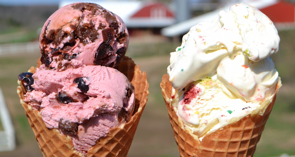 Citypresent's tweet photo. The 33 Best #IceCream Shops in America! Via @Thrillist http://t.co/tTugTcxglW #Boston #Summer2015 http://t.co/zjDyUyflEo