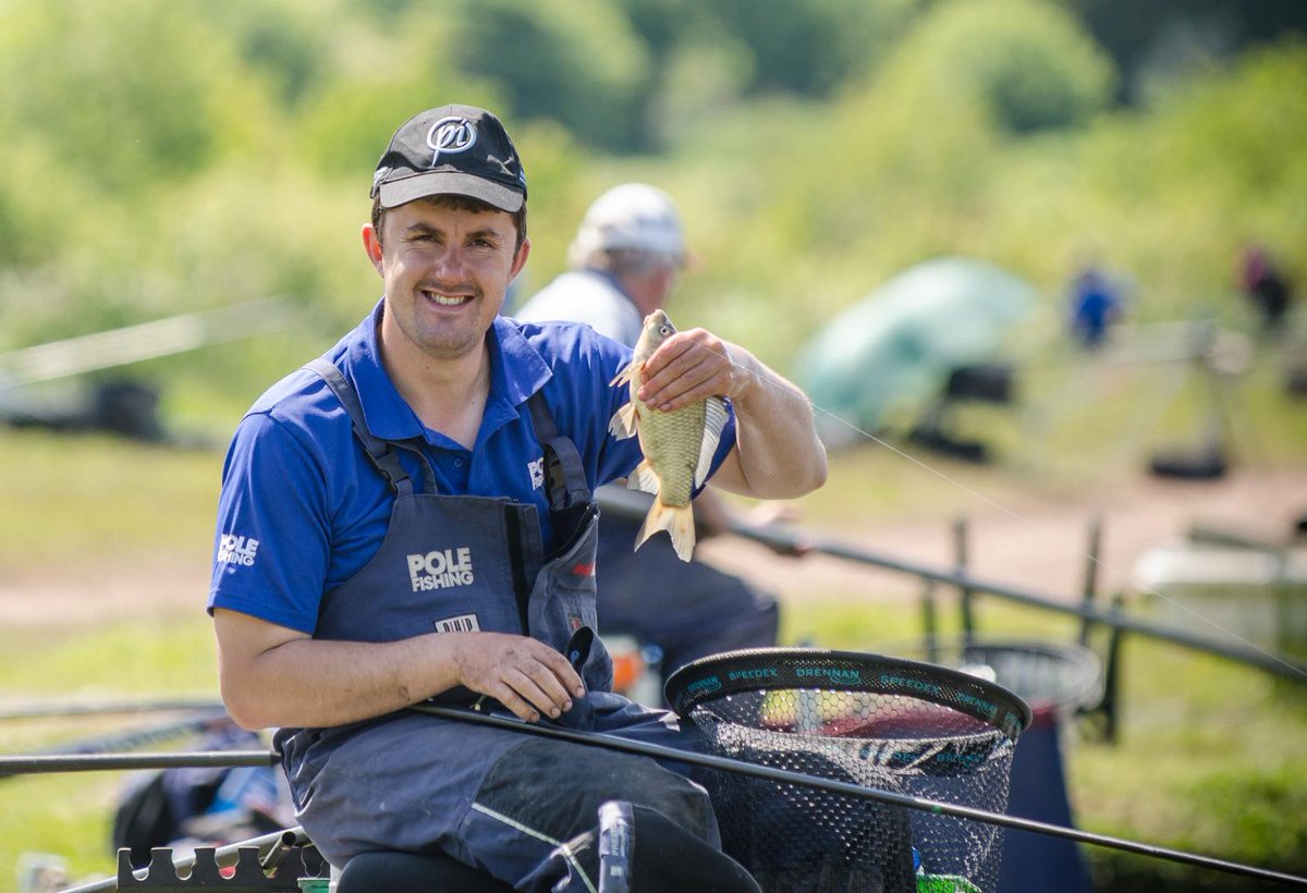 MAPfishing's tweet photo. @PoleFishingMag @ScholeyTom one from the KO Cup... we need to get you 'MAPped up' young man!! #mapfishing http://t.co/mudn8HMK7v
