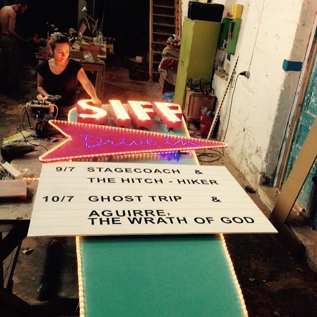 SyrosFilmFest's tweet photo. Looking forward to the SIFF drive-in? @syrosculture @syrosagenda #syros #summerfilmfestival @VisitGreecegr #syrosfilm http://t.co/2jIWSYKOft