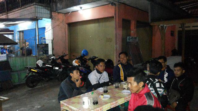 AwpAngga's tweet image. Giliran @soreangcorner nih kopdar @BALOKKU #SemogaEnjoyYa #BalokIsLegend