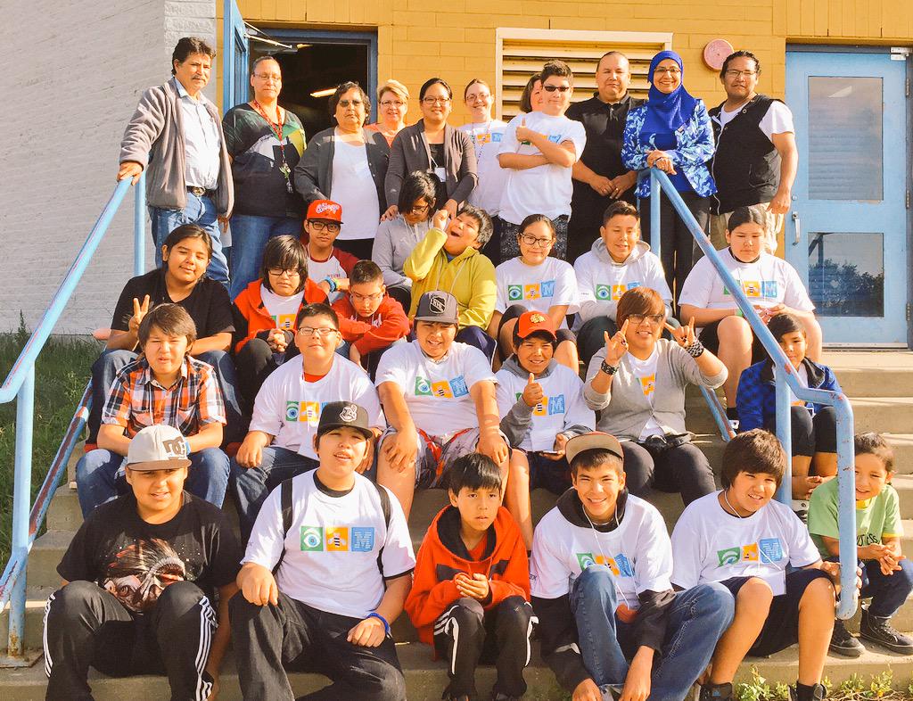 SDegrace's tweet photo. Starting the day with a group photo! @APNG_2015 @RukhsanaSyed #APNG #IBM #ignitecamp #AlexanderFirstNation http://t.co/7J0pLcRbdo