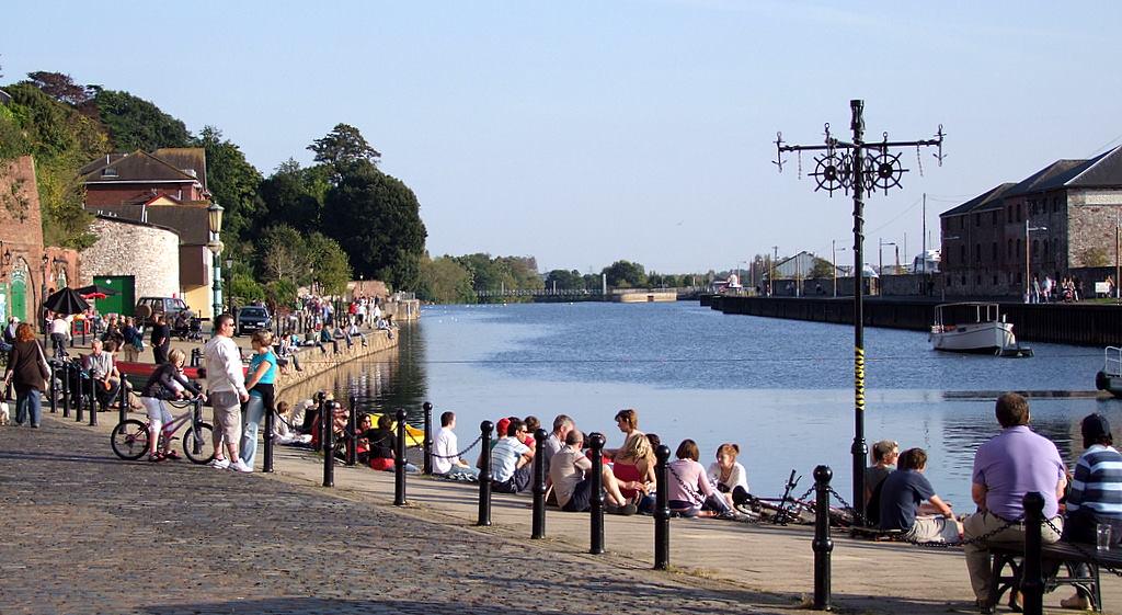 OTWexeter's tweet photo. TONGIHT 7pm @LukasDrinkwater #oneplacetobe @TheQuayExeter @HeartofDevon @whatsondevon #exeter #acoustic http://t.co/jFbfzWm9wi