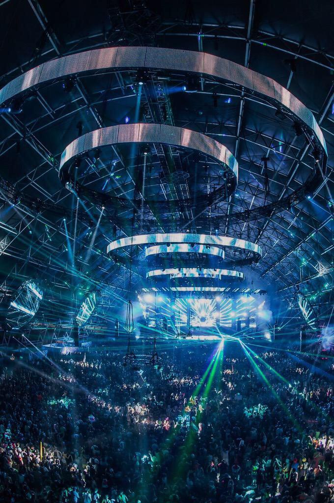 Rave Pics tweet media