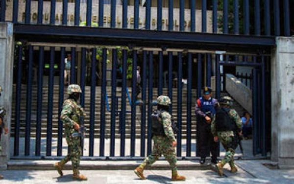 _RevistaCambio's tweet image. #Nacional Rubén Oseguera , “el menchito”, fue capturado en el municipio de Puerto Vallarta bit.ly/1RtrF48