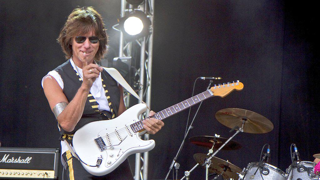 June 24  HAPPY BIRTHDAY to 
 Mr. Jeff Beck!!!
So Coool 