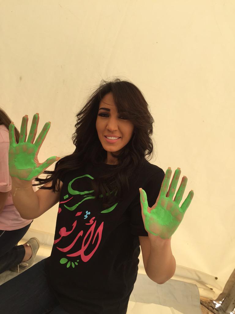 malhawari's tweet photo. @AsmaLmnawar she was there #StandingTogetherJo http://t.co/OjMz9ov9B9 http://t.co/qm8IuFnedU