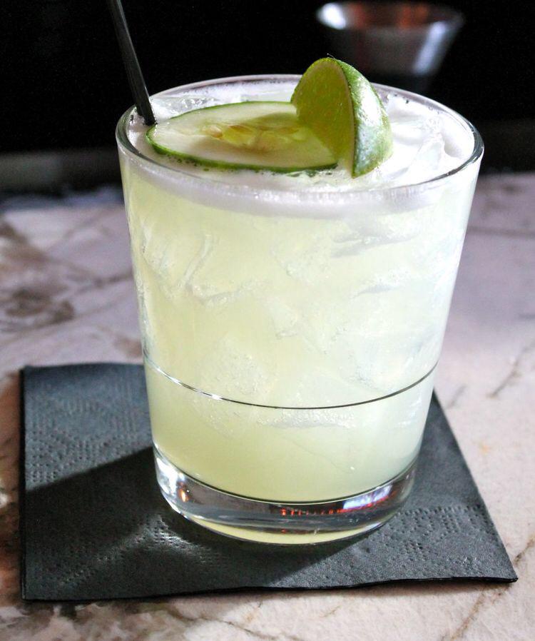 BOOZYapp's tweet photo. Beat the heat with these Top Margaritas @ElCentroDF @CriosModMex http://t.co/uSCoJ5WAZR @BandoleroDC #TacoTuesday http://t.co/eOioc4w9xV