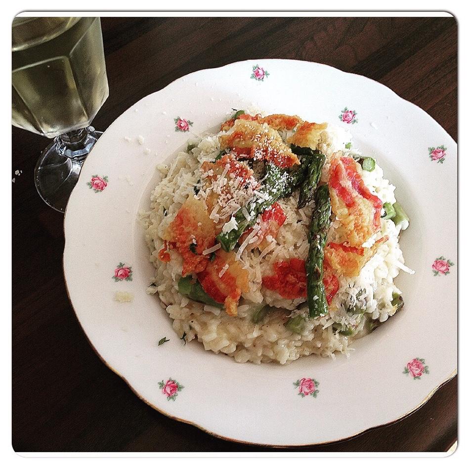 Wat zijn we er toch dol op, risotto, dit keer met asperges en pancetta. #chicascooking