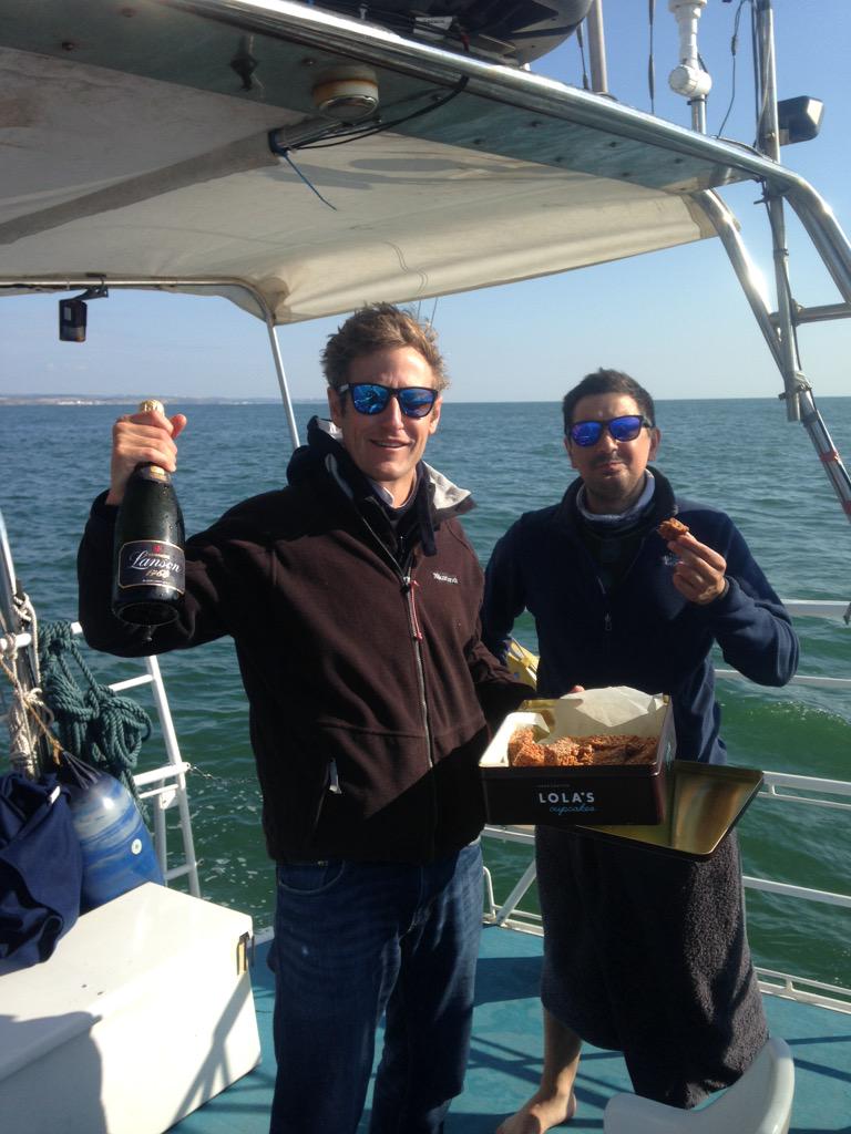 Channel_Relay15's tweet photo. We made it!  #winners #channelcrossingmadeeasy #knightfrank #onourwayhome http://t.co/NE2lYGekdu
