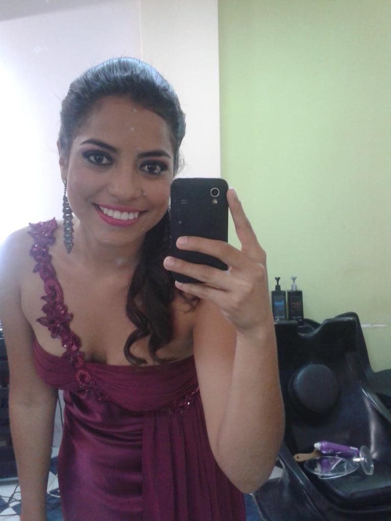 marcelitaVale's tweet image. La vida no siempre me sonríe.. Pero eso sí YO no dejo de sonreír a la vida!! #almaEnPaz #CorazonSanando