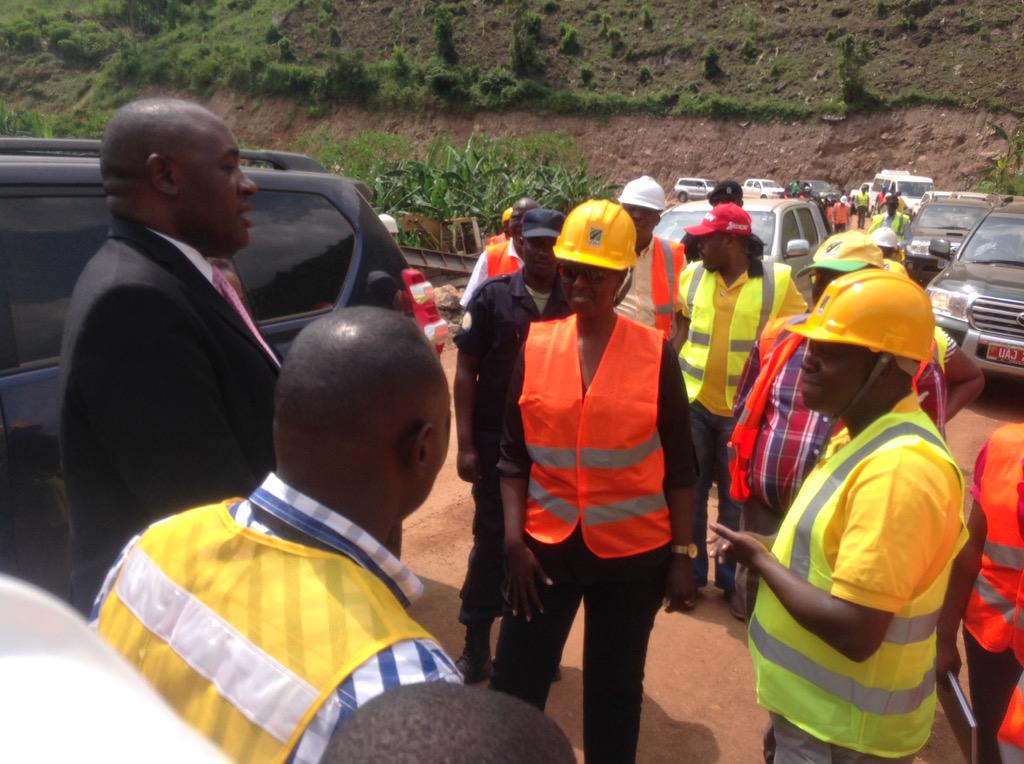 UNRA_UG's tweet photo. UNRAs Executive Director Allen Kagina with Top unra Team at Birara bridge newly constructed http://t.co/rufPXXfM8D