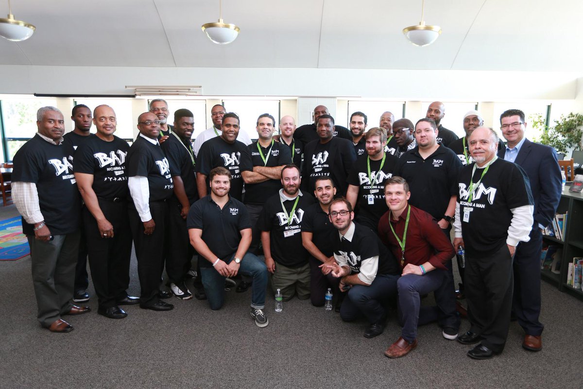 AJWatson23's tweet photo. @MikeSmith_44 @timking Our secret sauce is our staff! #HighlyTrained #HighlyCommitted #MBKTownHall #MyBrothersKeeper http://t.co/meiyArMc7e