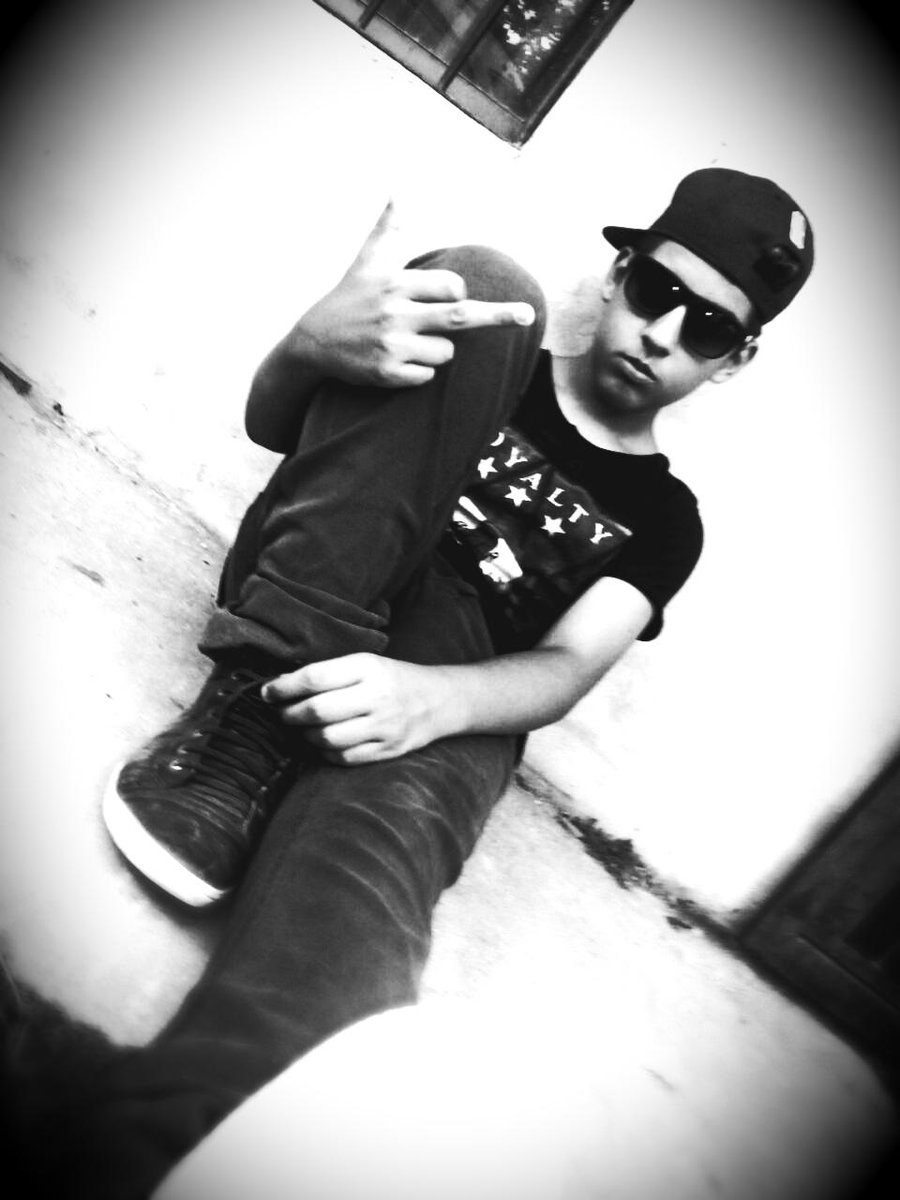 FedeBravo7's tweet image. Amor y deseo son dos cosas diferentes; que no todo lo que se ama se desea, ni todo lo que se desea se ama