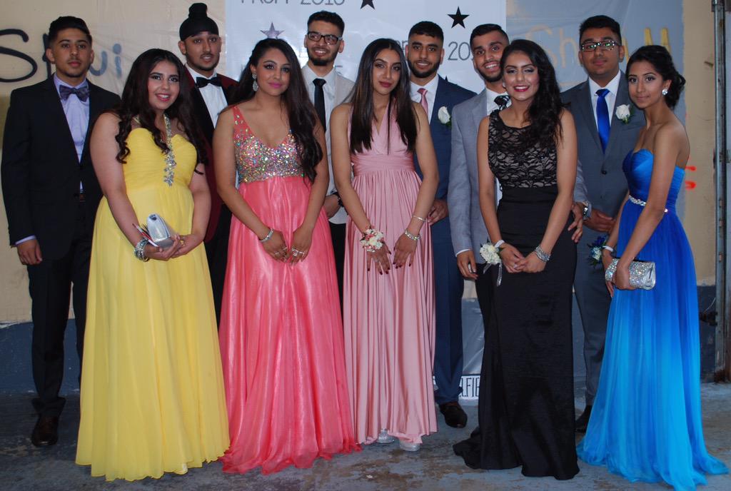 SmileForVishy's tweet image. To the last day of high school #solid4years