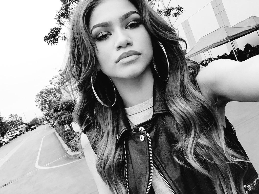 laura harrier kc undercover zendaya on twitter quot howardftmaree zevorsthea http t laura harrier kc undercover zendaya on twitter quot howardftmaree zevorsthea http t