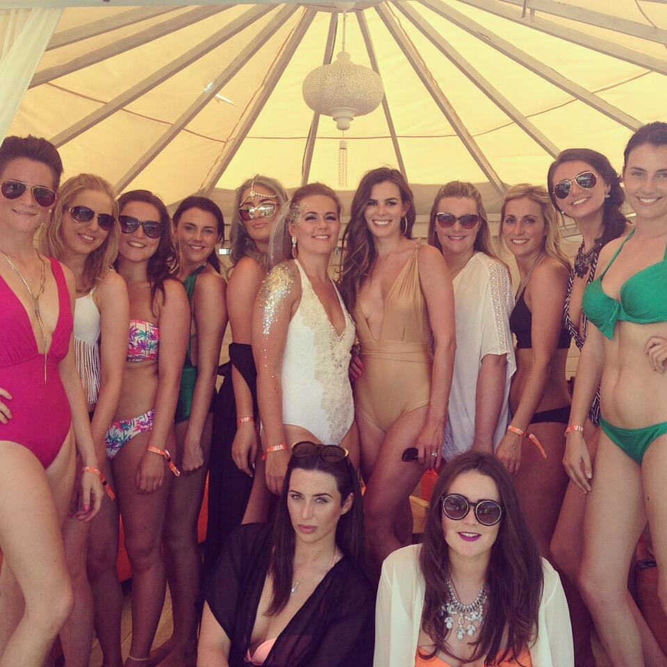 KatieC6's tweet photo. Take me back 😢😢😢 #Ibiza #oceanbeachibiza #zooproject #hendo http://t.co/eKXSikVQyM
