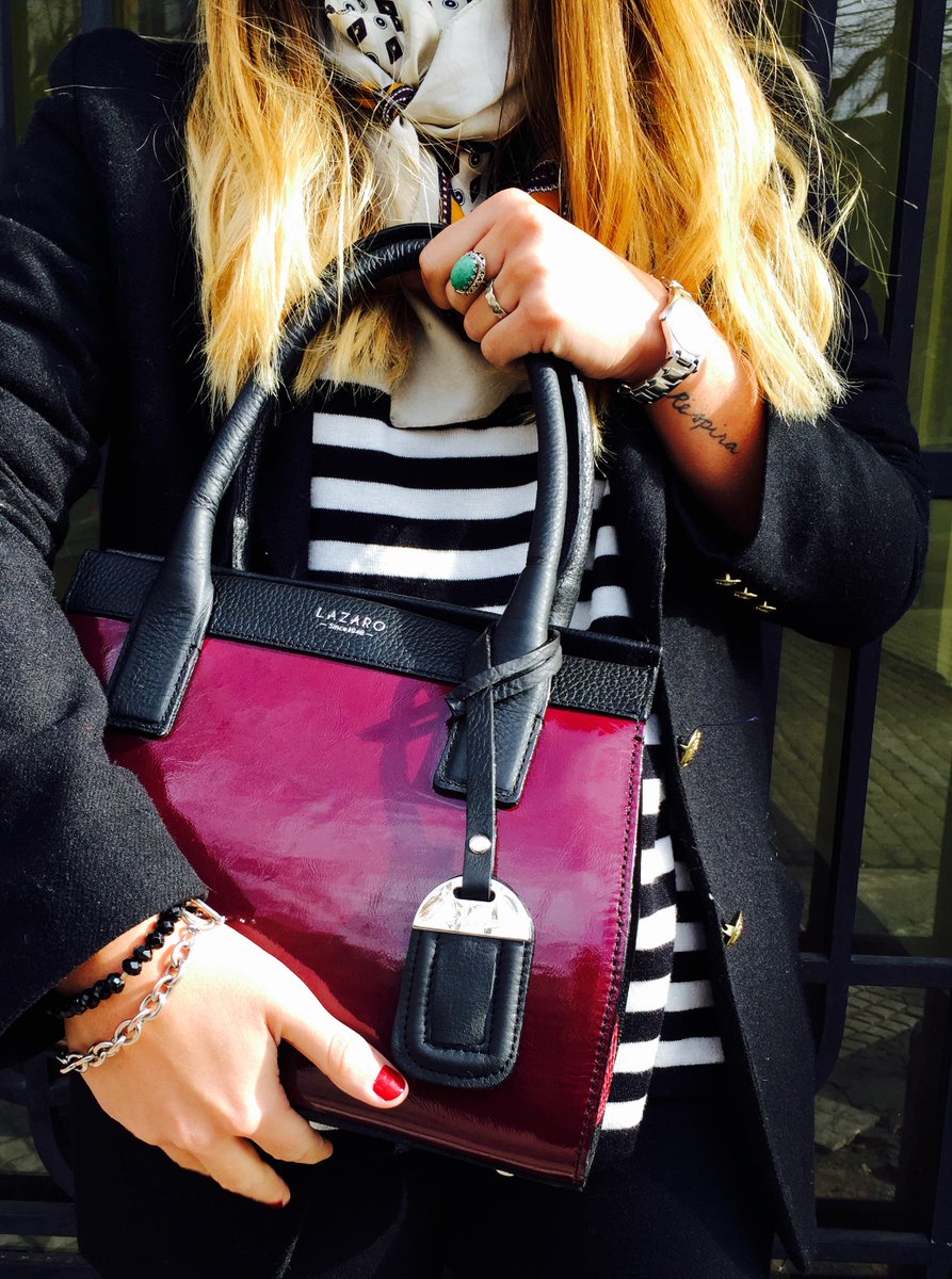 LazaroCuero's tweet photo. NEW IN - Minibag Simone en charol Granate #BeLazaro http://t.co/LZnJifxX98