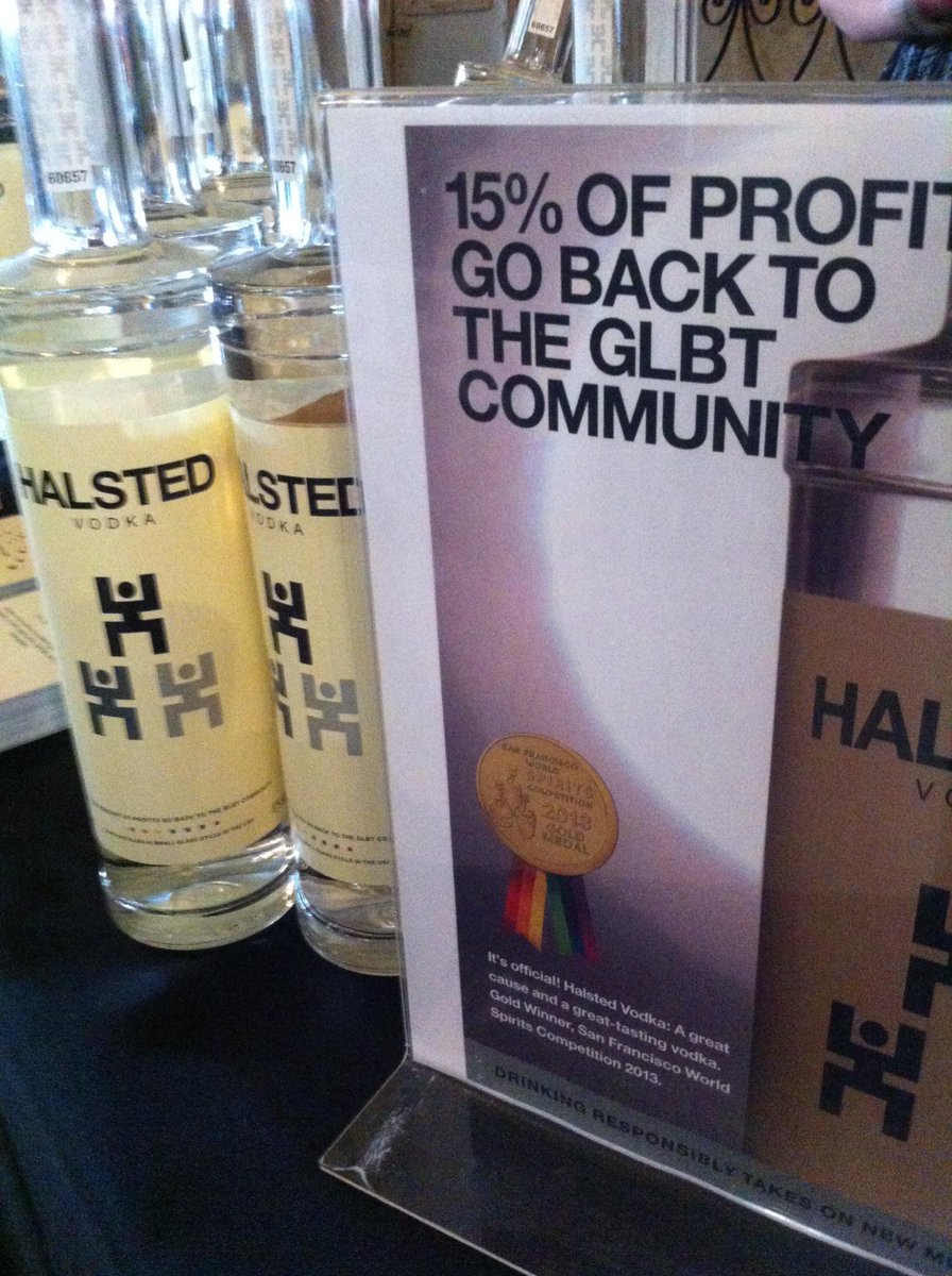 HalstedVodka's tweet photo. Pride party perfect.
#Pride2015 #KeepPrideProud #ChicagoPride http://t.co/CKPLBmyK6R