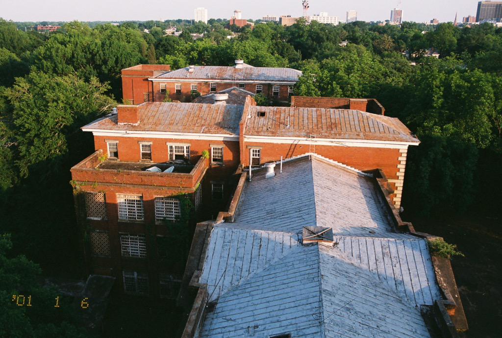 DTerry227's tweet photo. South Carolina Department of Mental Health : Try to confiscate these. #SCDMH #abandoned #ColumbiaSC #filmphotography http://t.co/synFiC1m6I