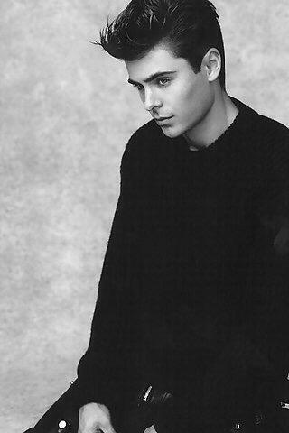 jamie_herondale's tweet image. "We are dust and shadow as the saying goes. Of course the saying does not add 'some of us turn into shadows'" 
RT?