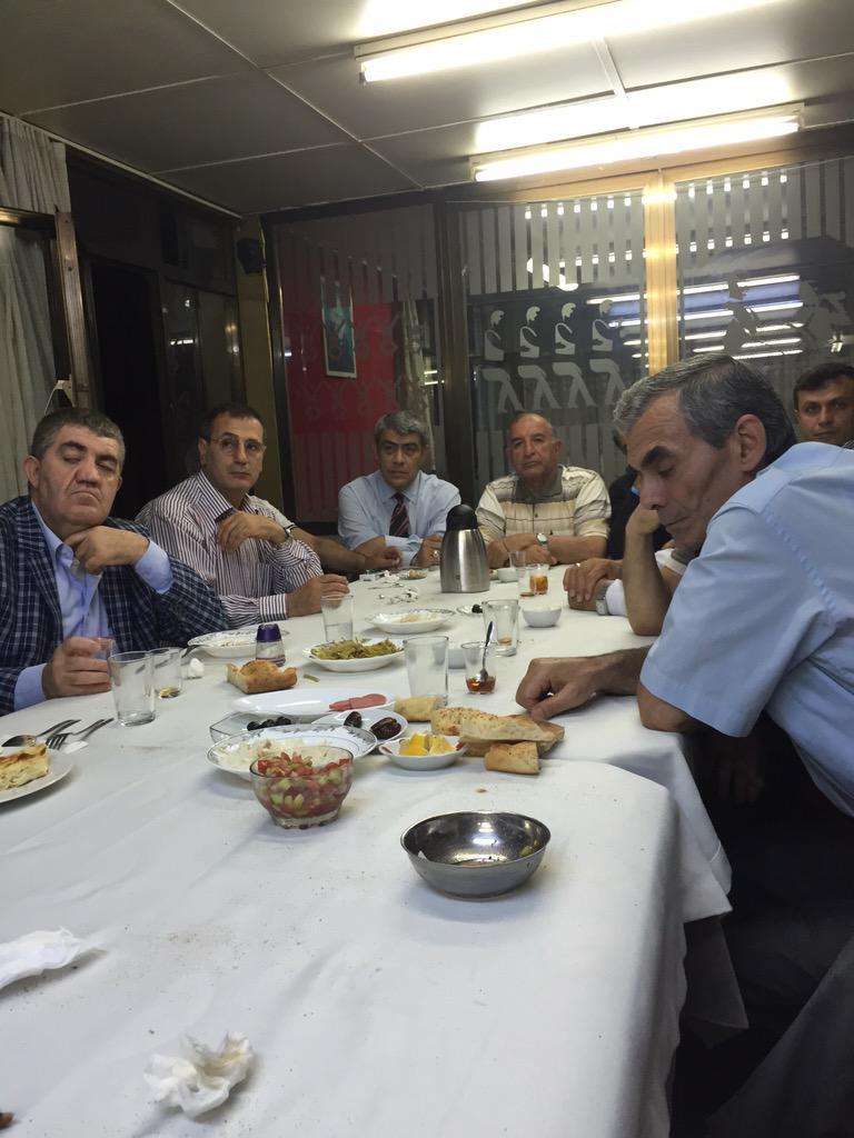 <a href="/OsmanToraman/">OSMAN NURİ TORAMAN</a> Başkanı'mızın iftarında dernek ve vakıf başkanlarımızla  biraradaydık.
