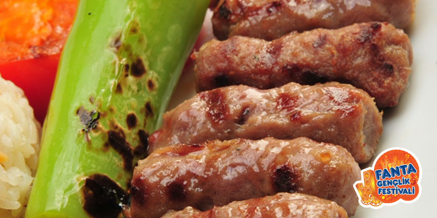 #FGF2015 ile coşacağımız bu şehrimizin favori yemeği köftesi. Bil bakalım neresi?