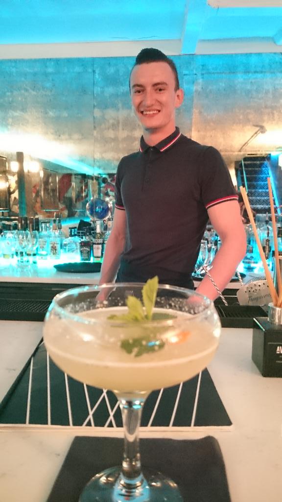 MrsBeerSnob's tweet photo. Birthday girl special, #southside made by Keith @avenuedublin #ciroclounge 🍸🎂😄😘 http://t.co/rDRSmZjRJE